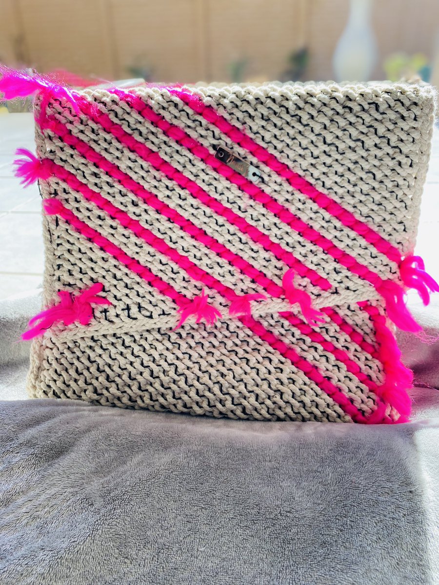 Nonndi's tweet photo. Handmade bags 🇿🇦 https://t.co/9WTZ6kH2hQ
