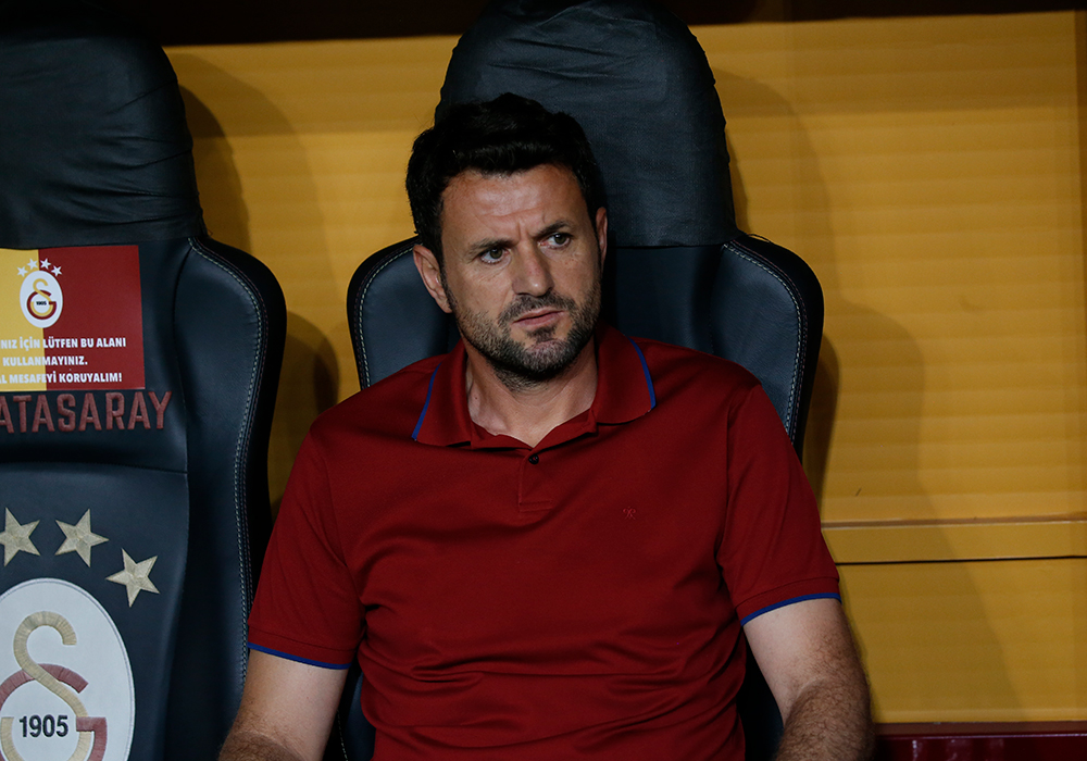 Teknik Direktörümüz Hüseyin Çimşir'in açıklamaları

Detaylar👉 trabzonspor.org.tr/tr/haberler/gu…