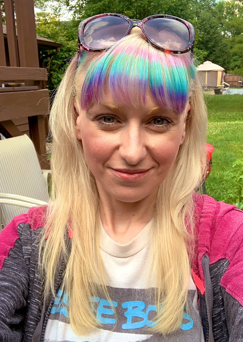 E_Lee_T's tweet photo. Loving it! #RainbowHead https://t.co/541TxFC8kl