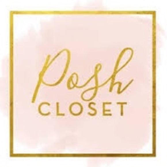 Anastaus's tweet photo. So good I had to share! Check out all the items I'm loving on @Poshmarkapp from @AleciaUnique #poshmark #fashion #style #shopmycloset #chanel #incinternationalconcepts #meettheposher: https://t.co/6Y0L9LItDT https://t.co/QuHPHpvXPw