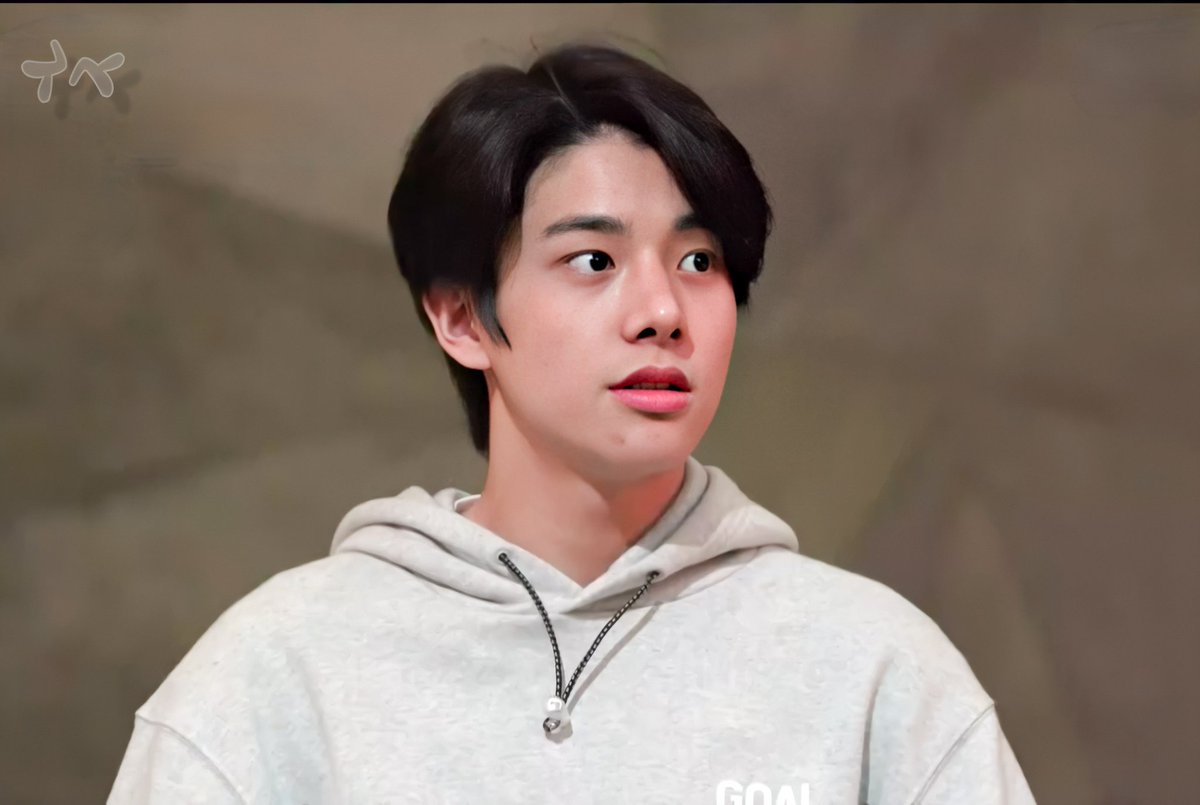 EHYPEN_JAKE's tweet image. [#JAKE] 내가 왜 이렇게 됐는지 알아 o_o

#제이크 #ILAND_JAKE #ILAND @mnetiland