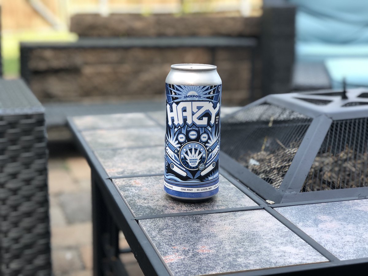 Today’s official beer of the backyard is @4HandsBrewingCo Hazy Contact High.  
#beer #beerstl #beerlover #beerme #showmebeer #dreambeer #beerlove #beersnob #beerlovers #craftbeer #craftbrew #craftbrewery #craftbeerlover #drink314 #drinklocal #drinklocalbeer #drinklocalstl