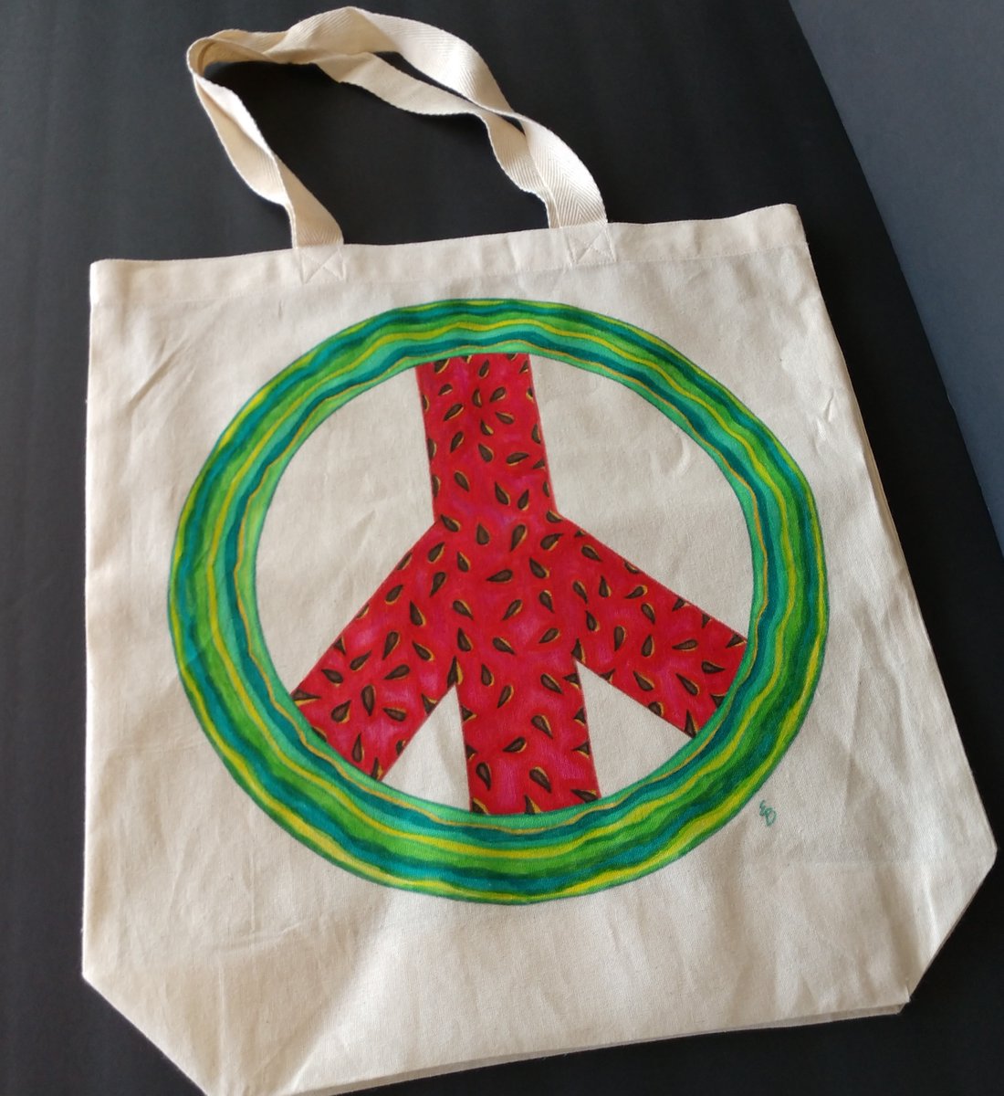 Gifted_Grackle's tweet photo. #WatermelonPeaceSign #PeaceSymbolToteBag #PeaceSymbolReusableBag #Watermelon #PeaceSignToteBag #PeaceSymbol #ReusableBag #MarketBag #WatermelonPrintBag #BookBag #SummerFruit #BeachBag #totebag #peaceart #peace #peaceandlove #Melonbag #PaintedCanvasBag☮️https://t.co/EYuNDOeQ7I☮️ https://t.co/0kpkzOIHOx