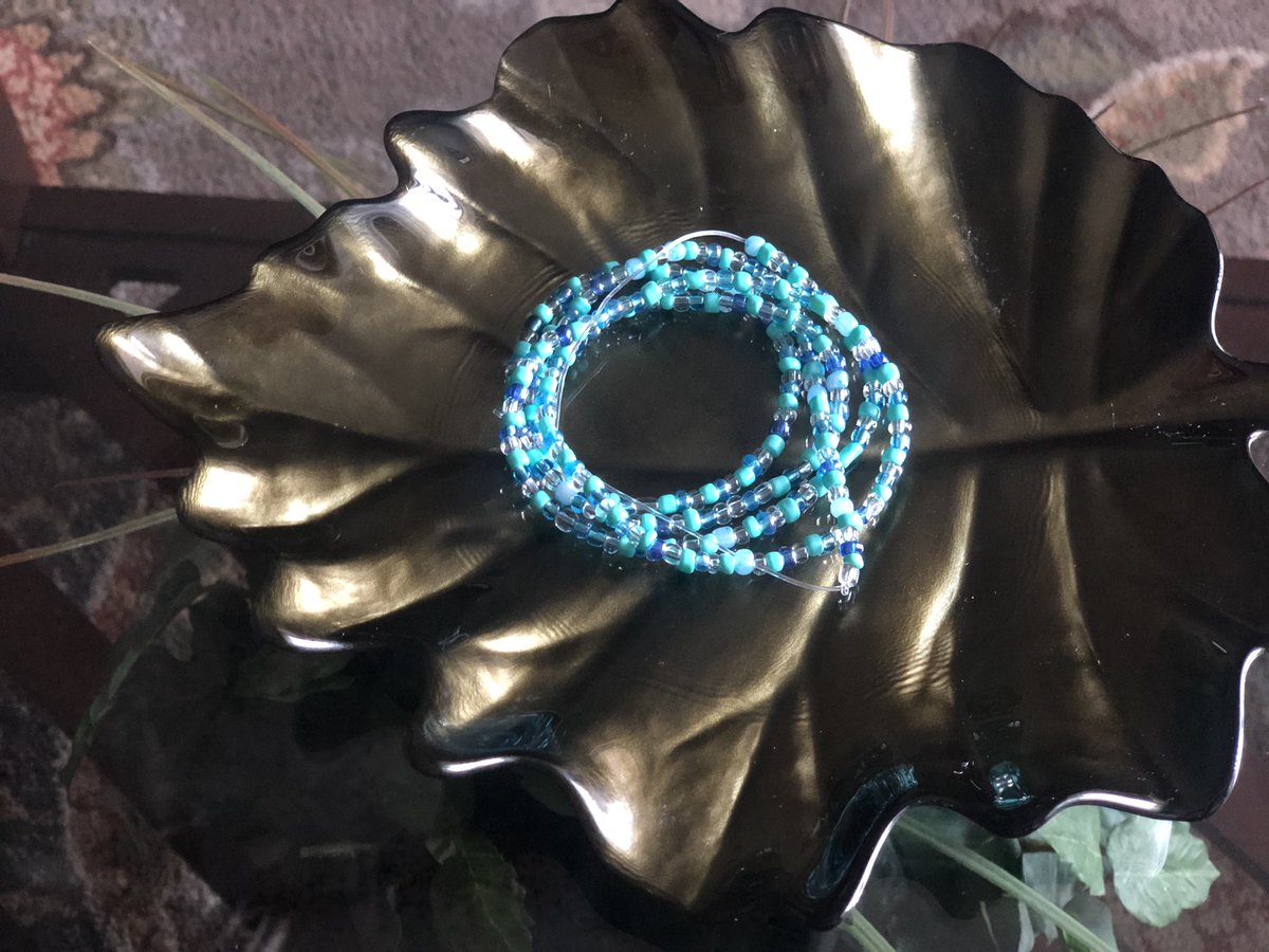 friedgreentits's tweet photo. Here’s some of the waist beads I’ve been working on. https://t.co/KUI4fixvyF https://t.co/wjYJMbGLor https://t.co/ZzOSCiTlSU