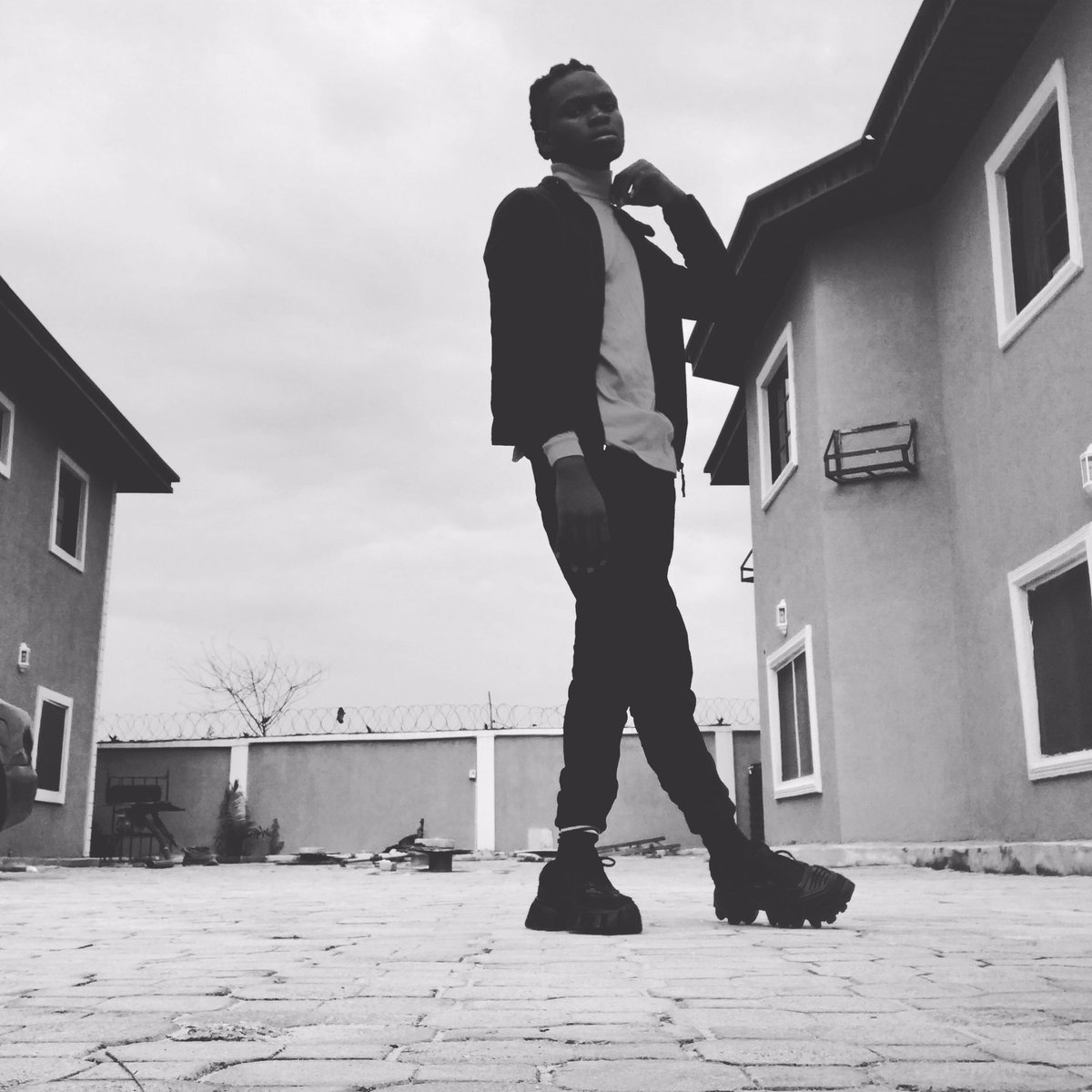 moralallenX's tweet image. How can we work together? 
Retweet and let me know...