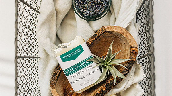 Our Lemongrass+Lavender #artisansoap is one of our favorite Limited Edition creations so far! 💚

The essential oil blend is a light and refreshing combination to help soothe and tone skin. 🛁

Try this soap 👉 bit.ly/2U6YpvB

#naturalsoap #naturalskincare #shophandmade