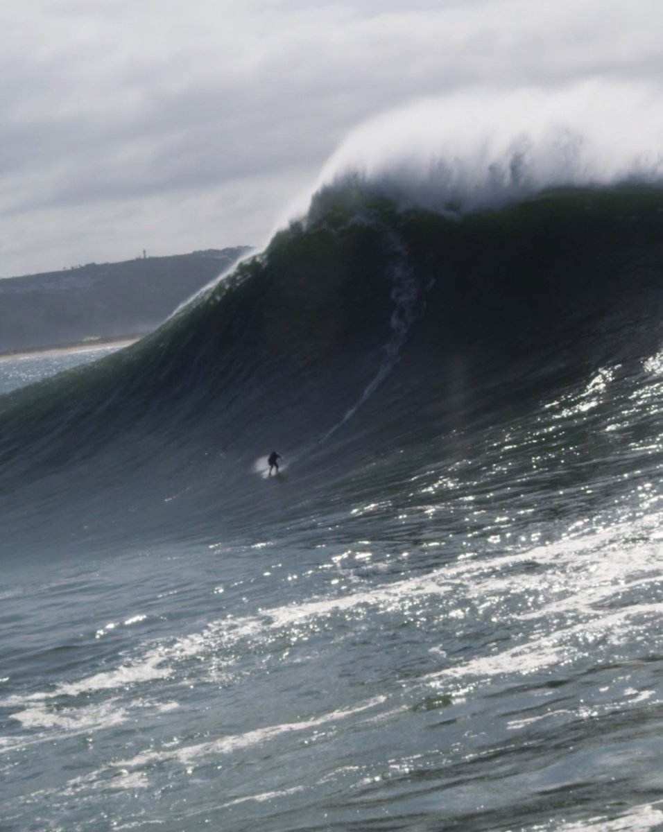 Nic von Rupp is always chasing monsters π΅ Check the latest #VonFroth as NVR rips his favorite contest β‘οΈ https://t.co/dZKdHq1tml
#Surf #Surfing #BigWaves #MonsterEnergy https://t.co/mO3G1PBP3O