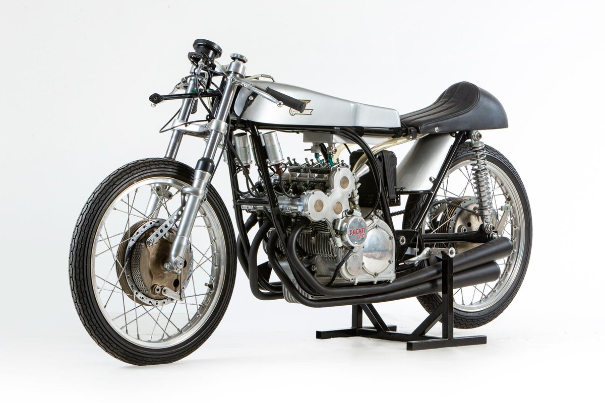 FuelUniverseTV's tweet photo. Sale a subasta una Ducati 125 GP de 1965 || https://t.co/mYa3YAdkkW ||
#Ducati #Bonhams #125GP #Tetracilindrico #Morbidelli #FUelUniverse https://t.co/maXIanZWod