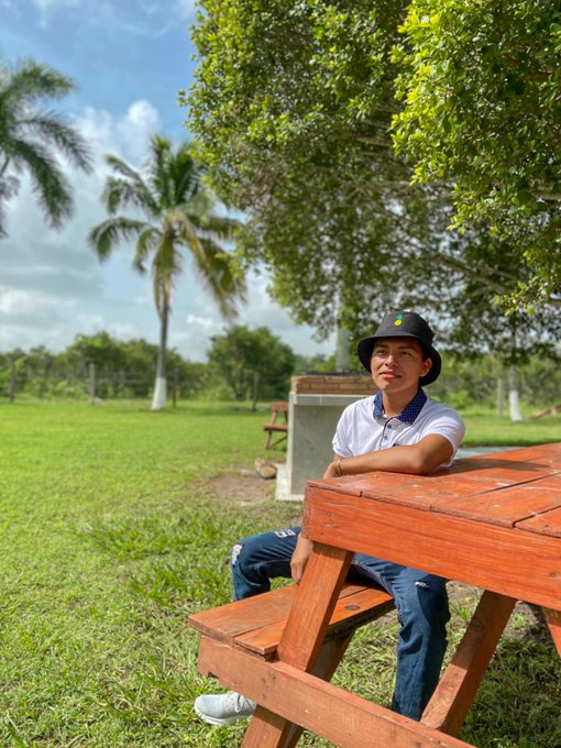 Chico covid jaja https://t.co/1YBcVJNNge<a href="/tag/nuevafotodeperfil"class="tags"><span>#nuevafotodeperfil</span></a>