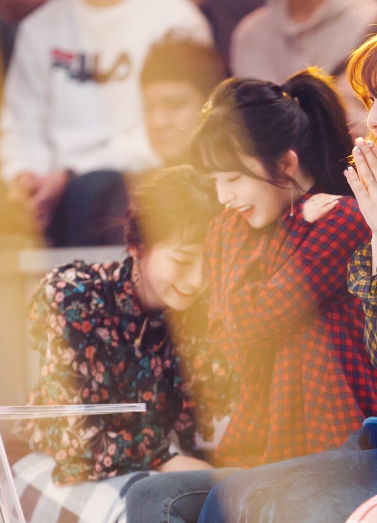wenseulut's tweet photo. On the verge of their debut I just want to say how proud I am of Seulgi and Irene. They’ve worked so hard and I can’t wait to see and hear it all 💗💛 Thank you for being the best girls @RVsmtown #MonsterISclose #IRENE #SEULGI https://t.co/yWWbvAgRWP
