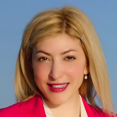 MaxKingsleyEh's tweet photo. @LetitiaMontana Big surprise, Letitia-The-Selfish-Jerk runs straight to Rebel with her "viral video" not even recogizing it's gone viral because the entire continent is disgusted by her willingness to potentially put hospital staff and patients at risk during a pandemic. #cdnpoli #COVIDIDIOTS https://t.co/NSg7hF0n4D