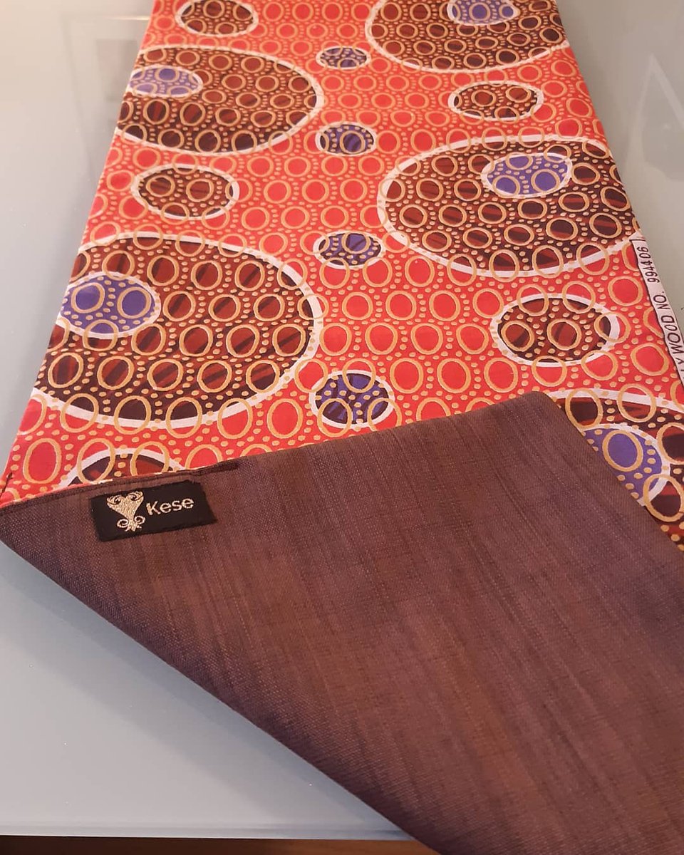 kese_cushions's tweet photo. Customised order complete
π§‘π€π§‘
Do you have fabric that you would like made into your own #bespoke #cushions ? Send me a message with your specifications!
#tablelinen
#kesecushions
#upcycled
#beautifulhome
#homeliving
#madetoorder
#customisedorder
#decorating
#bebold https://t.co/k9K18V3A8l