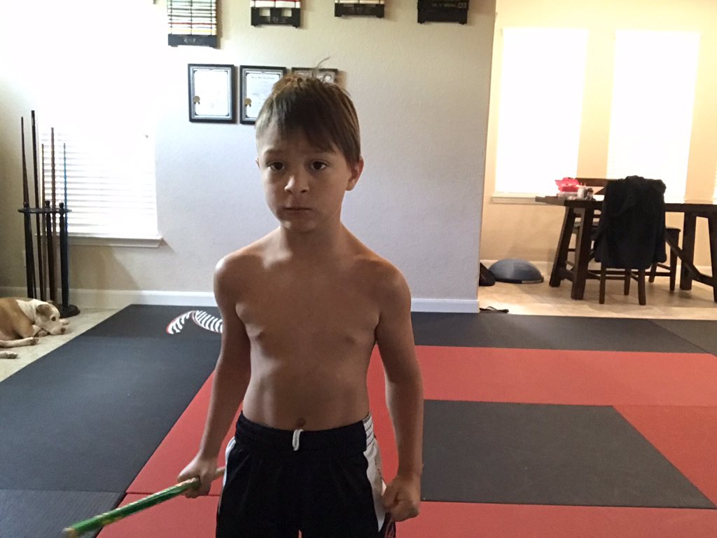 KodiMolina's tweet photo. GRIND @machosparring @JacksonRudolph2 @ChrisBannonRod #TeamMacho #ShowTime #Grind #RoJoDoJo https://t.co/mwEab1udQM
