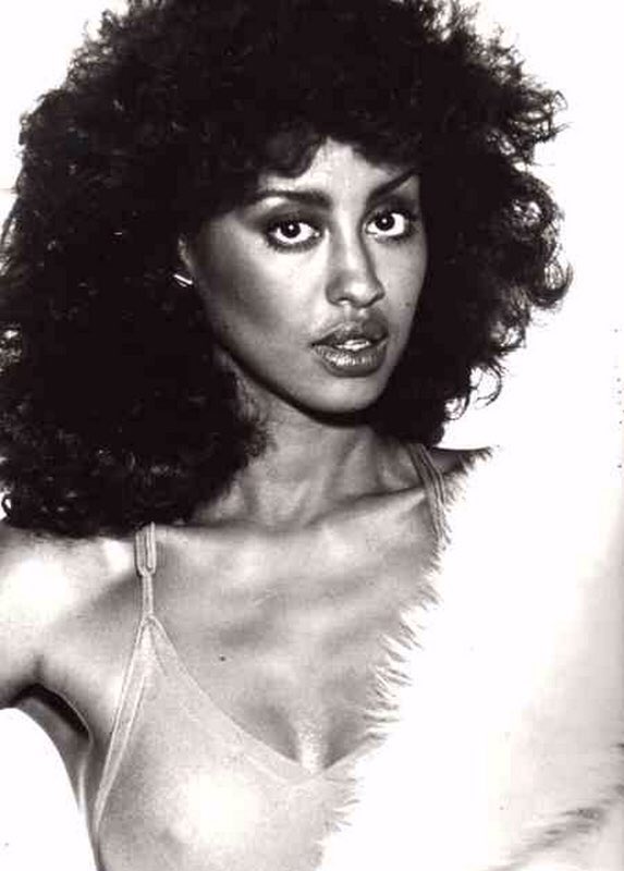 Happy heavenly birthday to Phyllis Hyman, one of the most underrated artists of all time I love you 