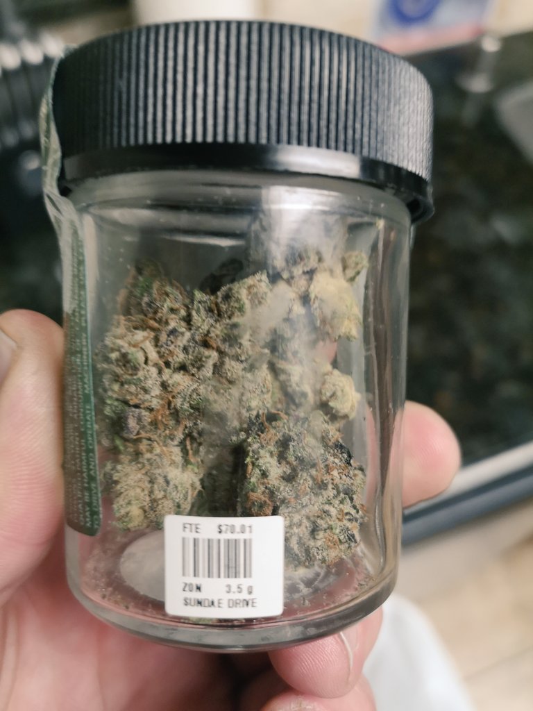 BriansBain's tweet photo. @CannaEd_ In California there's no question... $20/g tax in all day for premium flower from Jungle Boys or Cookies. https://t.co/8NxIMBwdA2