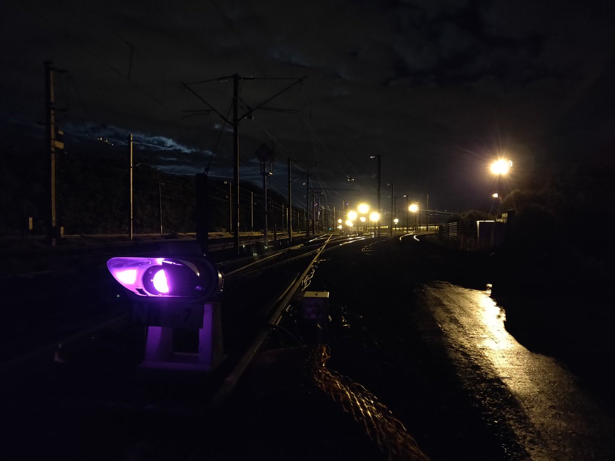 astro_cheminot's tweet photo. Voie E Vendenheim Strasbourg : mise en service de la phase 7.1 au PRS d'Hausbergen. Au programme, modification de l'accès nord du triage, travaux au TCO, modification d'itinéraires.
Objectif : novembre 2021 avec la mise en service de la nouvelle voie E.
#sncfreseau #sncf #vevs https://t.co/vcumZIV3Uo