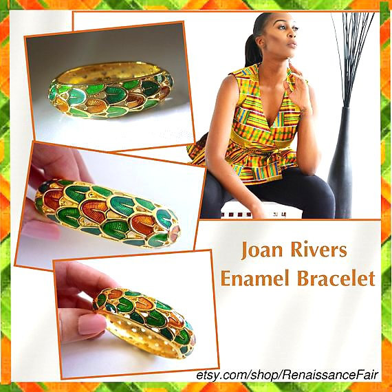 renaissancefai's tweet photo. A Joan Rivers beauty in my #etsy shop: JOAN RIVERS Reptile Scale Enamel Bracelet, Guilloche Leaves, Hinged Green Orange Gold Plate, Vintage https://t.co/E69cSxknEi #green #orange #no #women #joanriversbracelet #guillocheenamel #reptilescale #floraloverl https://t.co/9n03wdRfVL