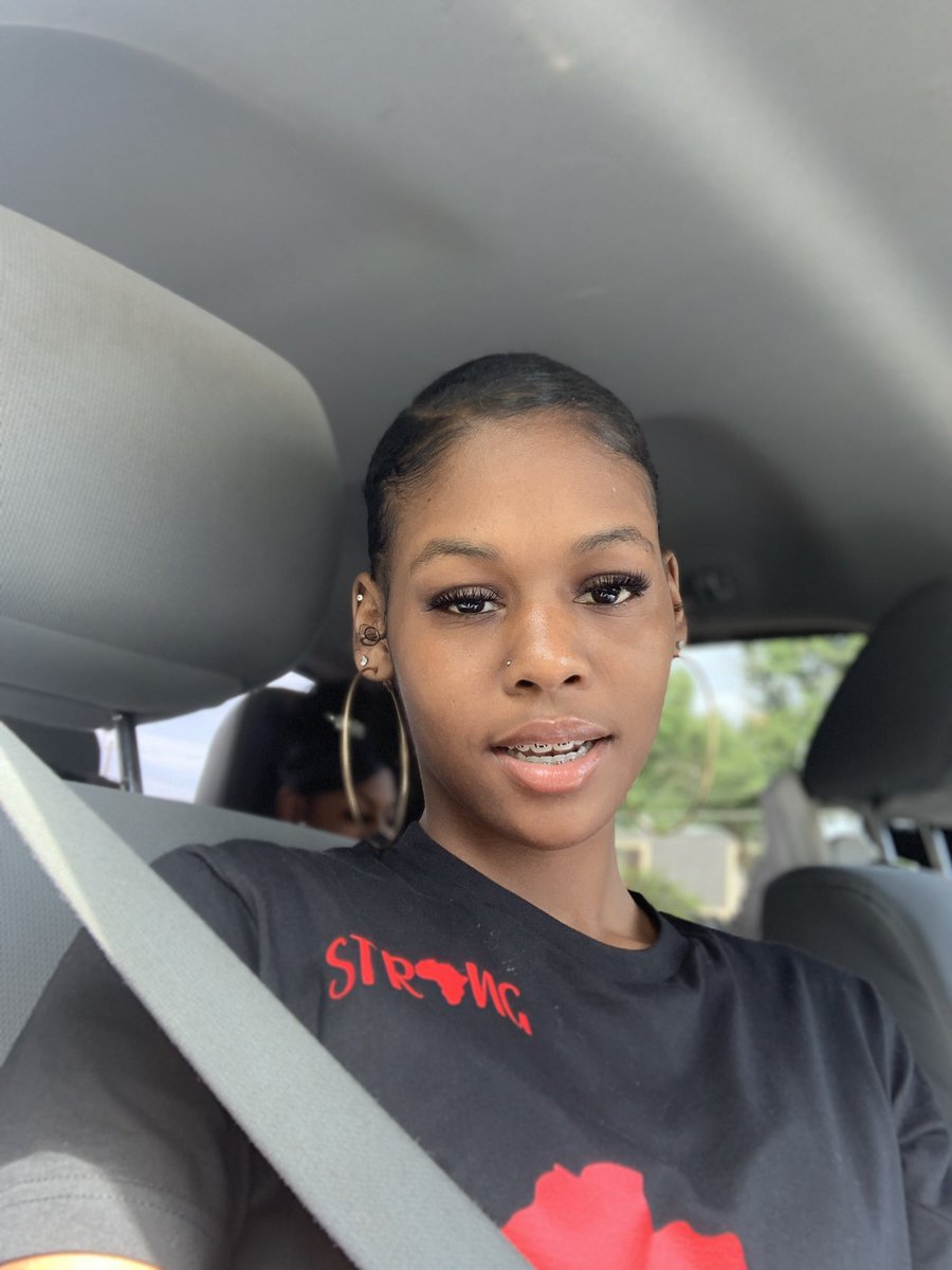 jumaane_00's tweet image. prєttч ín вlαck 🦋🖤
#ALLFUN