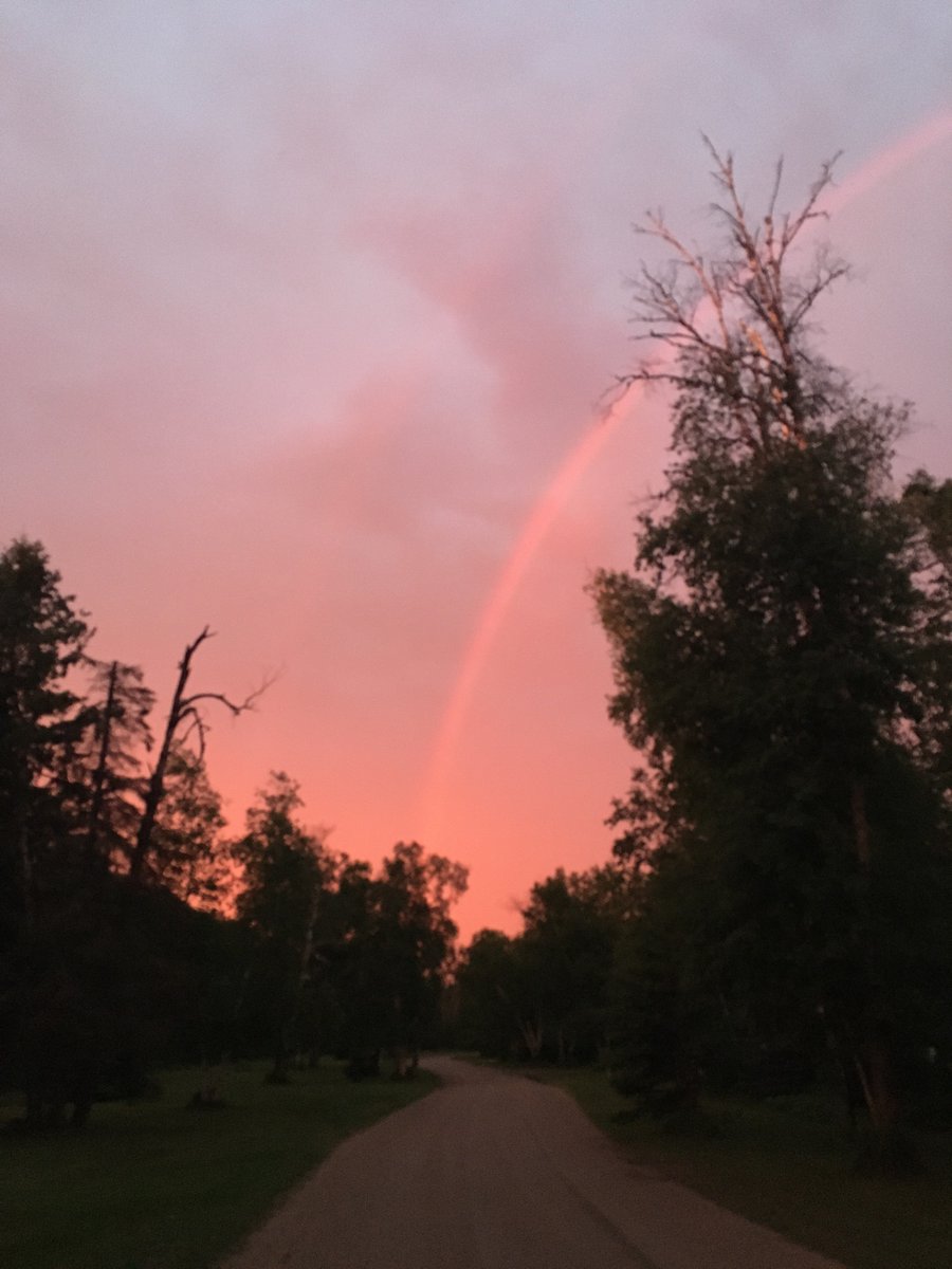 NancyLovenjak's tweet photo. Loving the sand, surf and storms! #buffalopoint #mbstorm https://t.co/vdE09PtJba