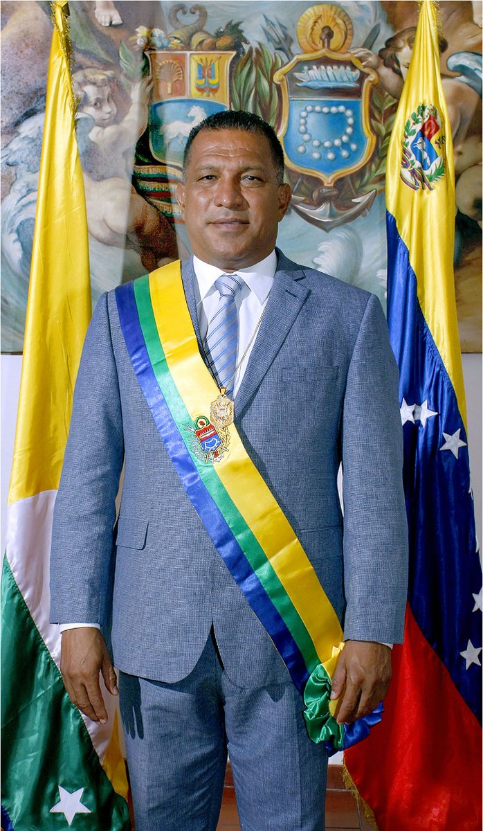SeguridadENE's tweet photo. Gobernador llama a “unidad superior” a 209 años de la independencia https://t.co/MlGX803zgI https://t.co/sSTSgKqAyp