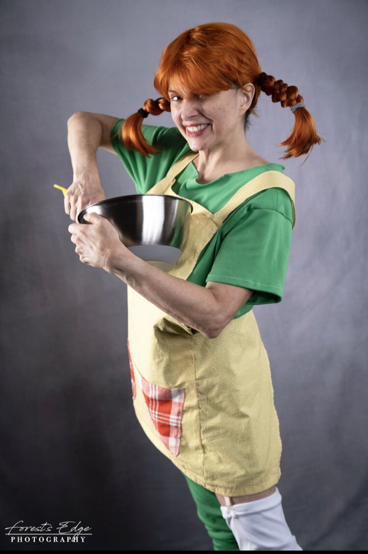 amhcosplays's tweet photo. ““Now we’re going to make a pancake
Now there’s going to be a pankee
Now we’re going to fry a pankye.”
I love Pippi’s enthusiasm when she cooks. Her picnic lunches are legendary & her pancakes are... interesting. 😄
#pippi #pippilongstocking #pippi75 #pippilangstrumpf #cosplay https://t.co/e2mlaxrn9Z
