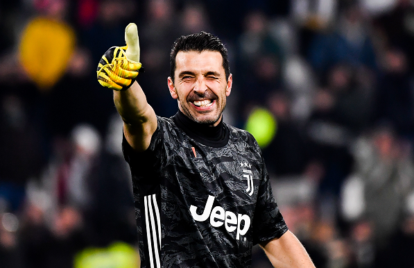 Footballtweet's tweet photo. Gianluigi Buffon:

🗣️ "When I retire I will go back to school to finish my final year. My parents have been on my back about this for 25 years." 😆 https://t.co/dNig5NRKzX