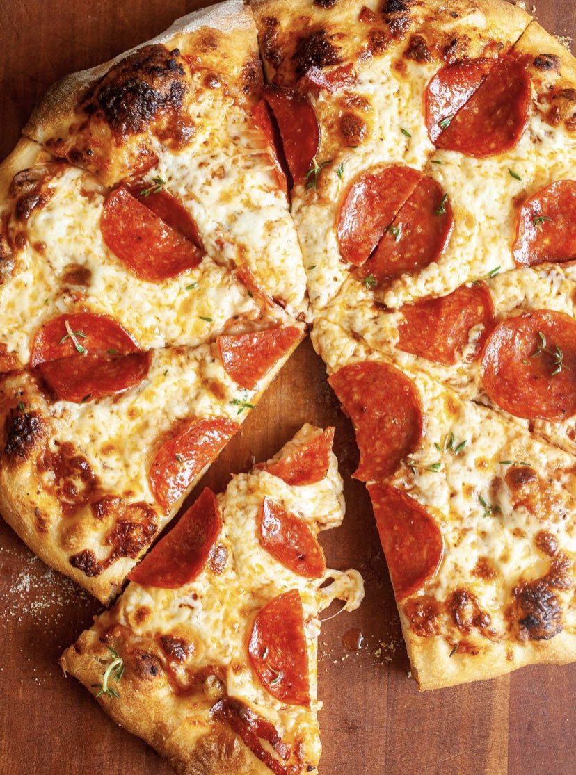 stopitgetso's tweet photo. Young pizza spreads hate crime by exploding in oven! #hatecrime #blm #BLMMOVEMENT https://t.co/HMZjWgSTRm