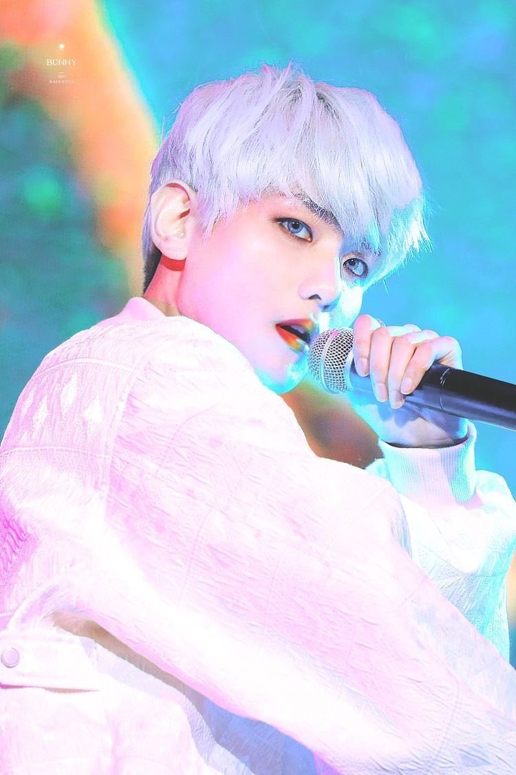 fxbabyun's tweet photo. @KyungsooBxG_ @Soojung_BxG @MinheeBxG @PrideBxG A veces voy por la calle
Y todos me voltean a ver
Me dicen "joder pero qué asco das"
Digo "ve un espejo, par favar"

No es mi culpa tu intolerar
Debido a tu síndrome K
También soy miembro de esta sociedad
Puedo vivir con libERTAAAAAD /menea sus nalguitas https://t.co/Bc9cTfWZwN
