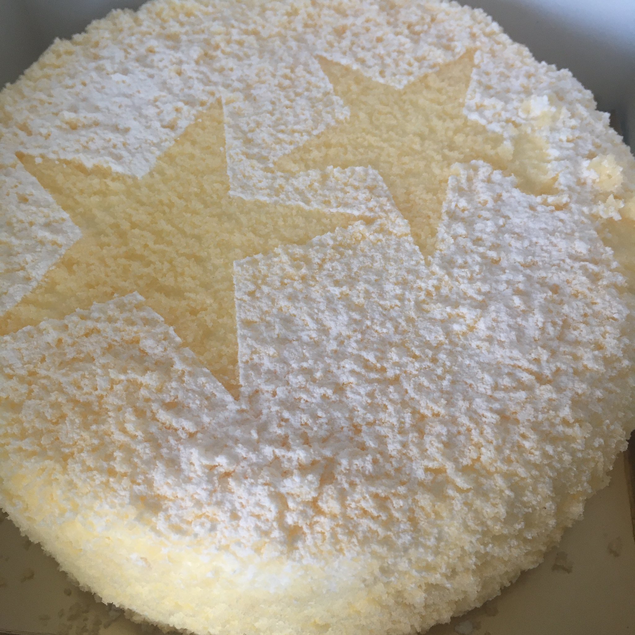 むかご ユーハイム 白い星のケーキ ふわふわ 生クリームの少ないショートケーキ さっぱりして夏向け むかご ユーハイム 白い星のケーキ ふわふわ 生クリームの少ないショートケーキ さっぱりして夏向け