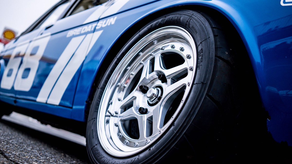 frontline_emc's tweet photo. JCCA TSUKUBA MEETING
Frontline
FLS04-15inch UH
DATSUN 510Bluebird
TM-BRE DATSUN KP510
#frontlinewheels
#frontline
#fls04
#japanforgedwheel
#jcca
#tsukubacircuit
#datsun
#datsun510
#510ブルーバード
#寺田モータース https://t.co/8Ox4SfXvnC