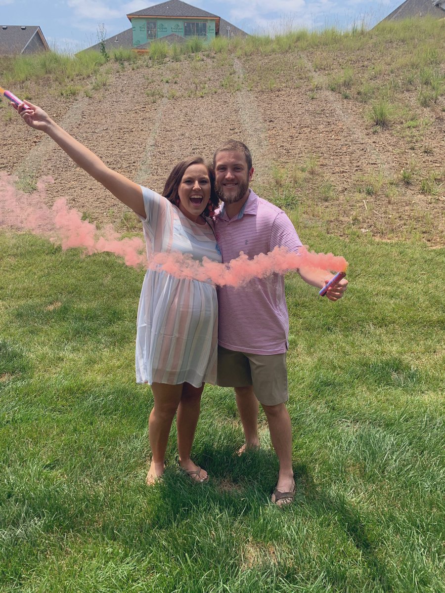 kbiddle03's tweet photo. baby b has a name!!!! Harper Jane sorry for thinking you were a boy 😂 https://t.co/YwAiw9XsS1