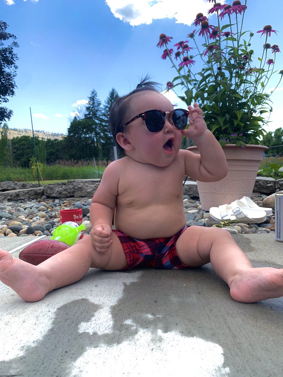 c_townsend3's tweet photo. My little lady killa https://t.co/Zaj3jA28Ij