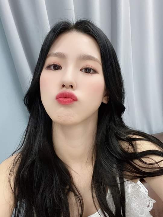 noodlehann's tweet photo. El 2yeon de (G) I-DLE es todo lo bueno del mundo
#GIDLE #MIYEON #SOYEON #GIDLE_ILAND #GIDLEISTHETREND https://t.co/hasMzggXBq