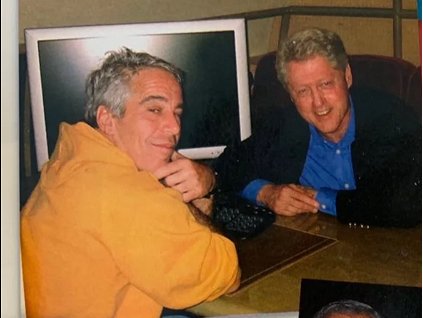 CarolineSUSPEN's tweet photo. @jebrittan2 @VRSVirginia #DirtyDuchess #DirtyMikey #DirtyClintons the #RapeCulture is REAL and full of wealthy and powerful people https://t.co/RXqvHlX33s