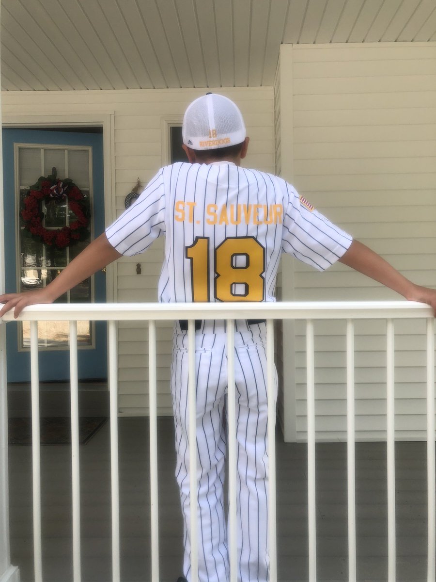 MrSaint18's tweet photo. Baseball is back! https://t.co/8vsJfBwBJZ