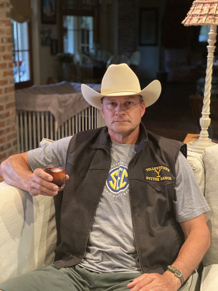 realbenmcdonald's tweet photo. It’s about that time again.... @Yellowstone just minutes away on @paramountnet .... grab ur favorite adult beverage and settle in for the best show on TV! #YellowstoneTV #JohnDutton #LetsGeaux https://t.co/3MoZTn5zu5