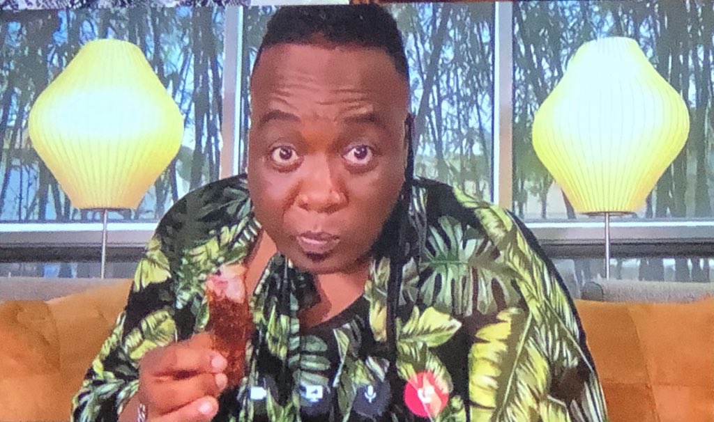 JonahMGilmore's tweet photo. The more things change, the more they stay the same. 

Pandemic or not, baby, Alex is gon eat a rib. 

#NoahsArc #NoahsArcReunion https://t.co/ra0kRKwK5C