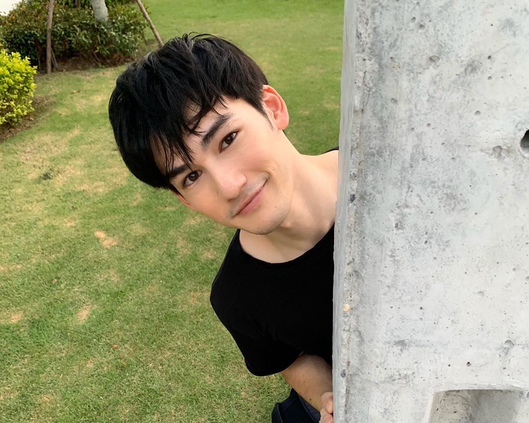 mewuxiann's tweet photo. Happiest birthday to my adorable fluff 🥺. You're an amazing person with a beautiful soul 🥺❤. I hope you get all the love and happiness in this world because you deserve it⚘. I love you ❤
@PerthNakhun #HBDPerthNakhun26
#PerthsMonth
#PerthDay https://t.co/xNXPiY2i9R