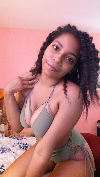 💕awkwardly cute is my whole brand I promise 🤓 💕https://t.co/ZakypLNrC4💕 https://t.co/2MN4au7cMk