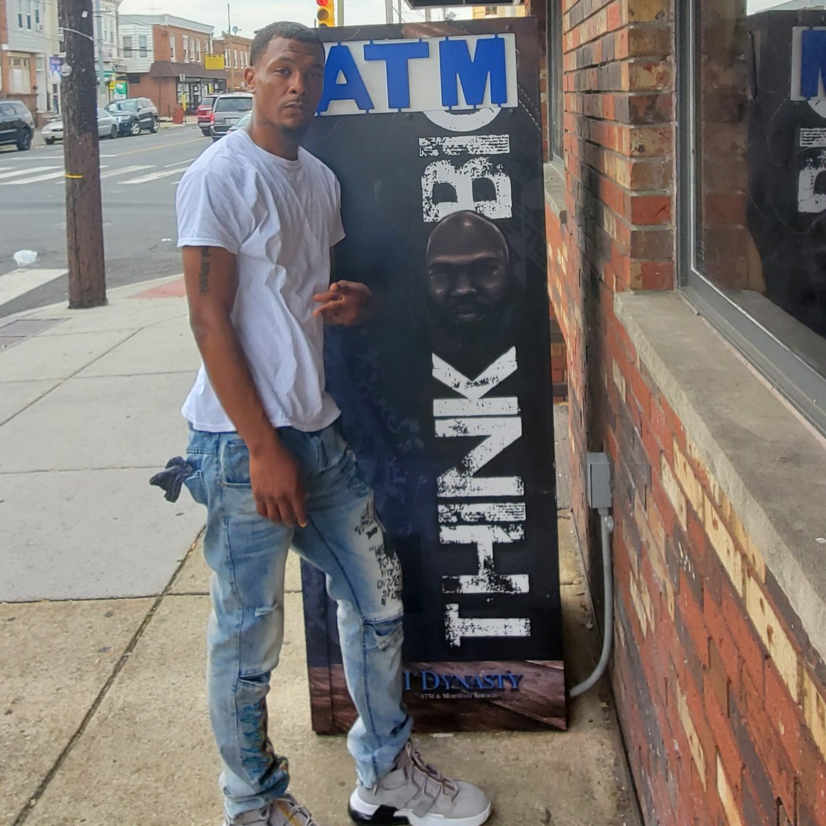 wiznles80's tweet photo. #philly #phillybarber #Philadelphia #templeuniversity #drexeluniversity #delawareuniversity #takingnewclients #NewYorkcity #newyorkbarber #NewJersey #Delaware #Delawarebarber #Maryland #marylandbarber #tst #NFL #NBA #southphilly https://t.co/xqOMGjLYV6