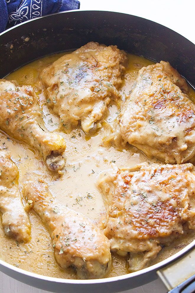 WickedWellYes's tweet photo. Which style of chicken do you prefer? Fried chicken, smothered chicken, jerk chicken, or baked chicken? https://t.co/01sQHGewJi