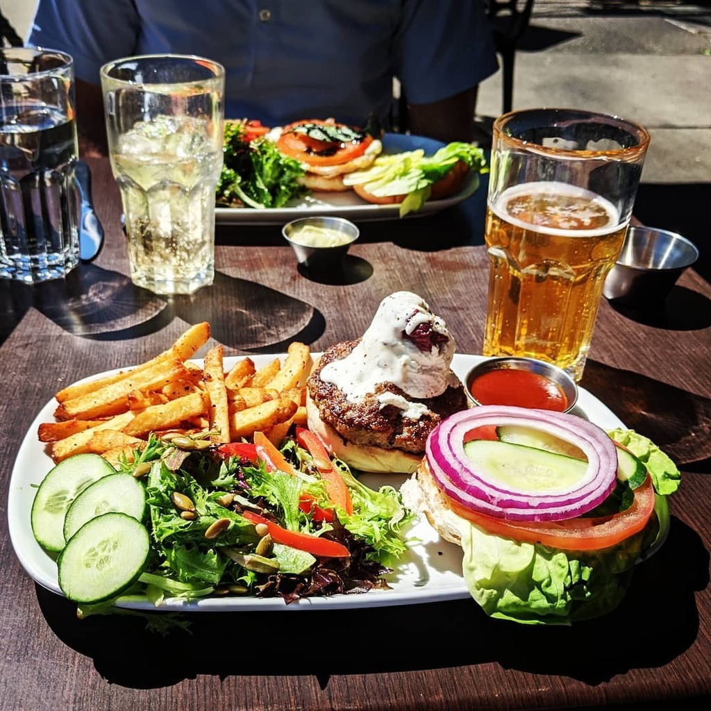 myzrahi's tweet photo. best reward after a good run. gotta love sunny summer days in Vancouver.
#Run #Running #Triathlon #training #nuuntraining #NuunLife #PSTC #triathlete #FindStrong #TheSweatLife https://t.co/wA9OINhh7d