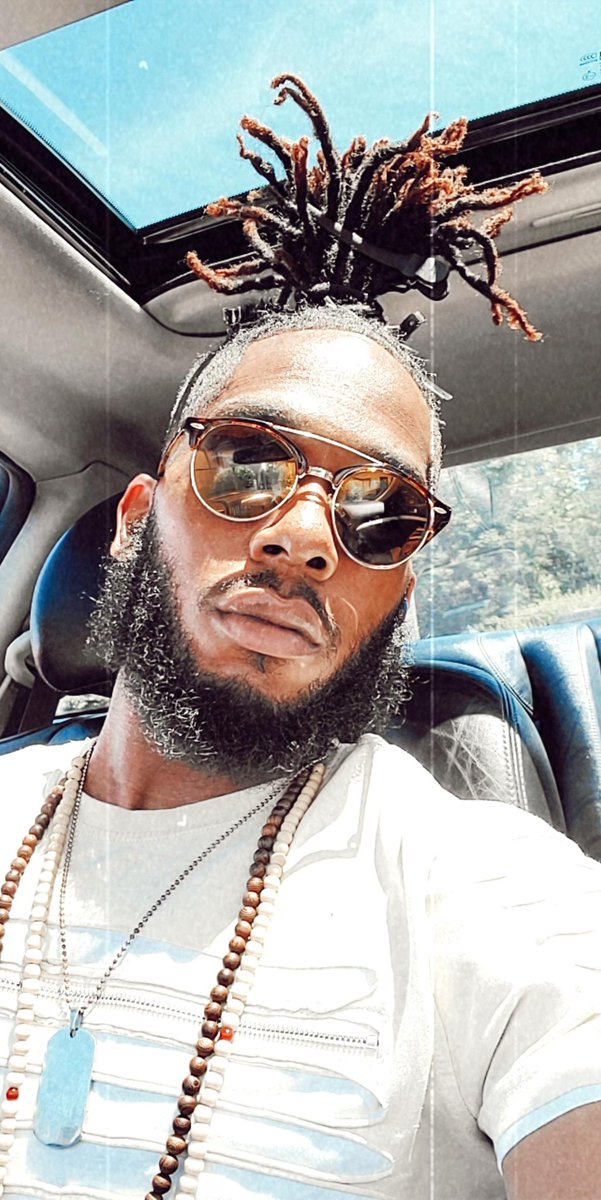 thejimmyjamster's tweet photo. Coolin on a hot ass day 🥶🥶
.
.
.
#jimmyjamster #mixedbyjimmy #jamster #jamstermedia #musicstudio #music #musicproducer #musicproduction #studio #producer #recordingstudio #musician #hiphop #beats #studiolife #recording #musicians #musicvideo #newmusic #protools #mixing https://t.co/3lorefK2kB