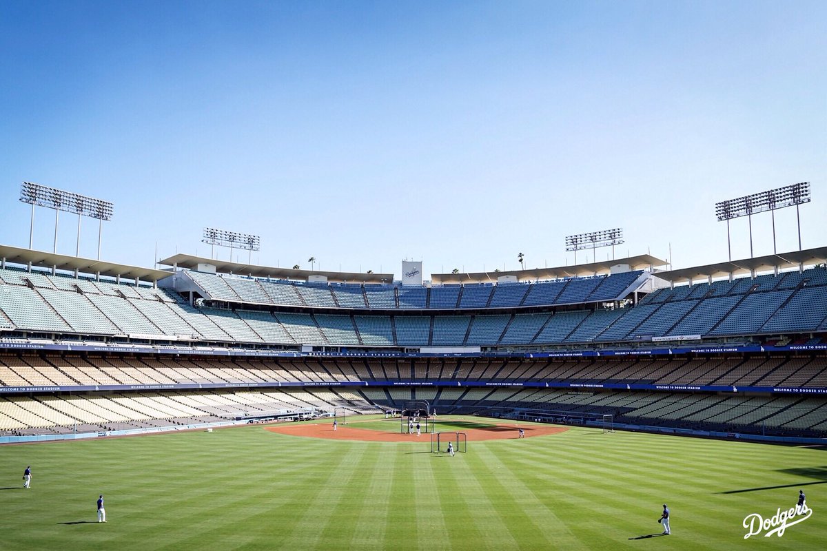 Dodgers's tweet photo. Home. https://t.co/WOCA1L1FWZ