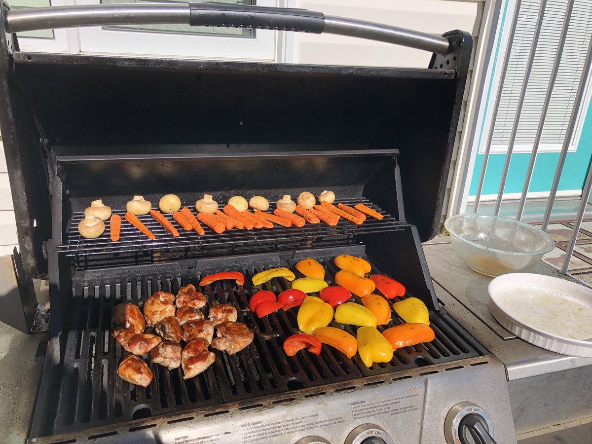 jte2013ac's tweet photo. Fitting way to end a fabulous weekend! #summervibes #stayhomeyear2020 https://t.co/hxEBGsYgoW