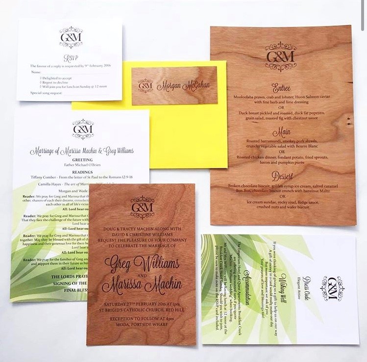 ballanddoggett's tweet photo. Wedding stationery by Philippa at @phlipinkgraphicdesign  
using our Wood FX product in Birch and Cherry 305gsm, made from real wood. Looks stunning! 

#woodpaper #paper #woodfx #design #graphicdesign #ballanddoggett #responsiblemanagedforest https://t.co/O3qUsJwpul