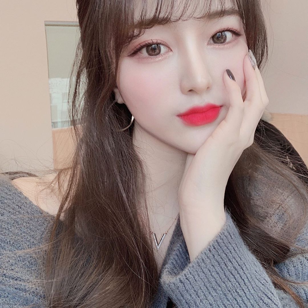 Dailyasianpost's tweet photo. • #Instagram 📸 : _youvy
• #LIKE ❤️ &amp; #RT ♻️
• #FOLLOW 👤

#asian #asiangirl #cute #model #asianmodel #queen #sexy #sexyasian #pic #daily #streetwear #streetstyle #style #korean #chinese #girl https://t.co/EaGHN6Qhyg