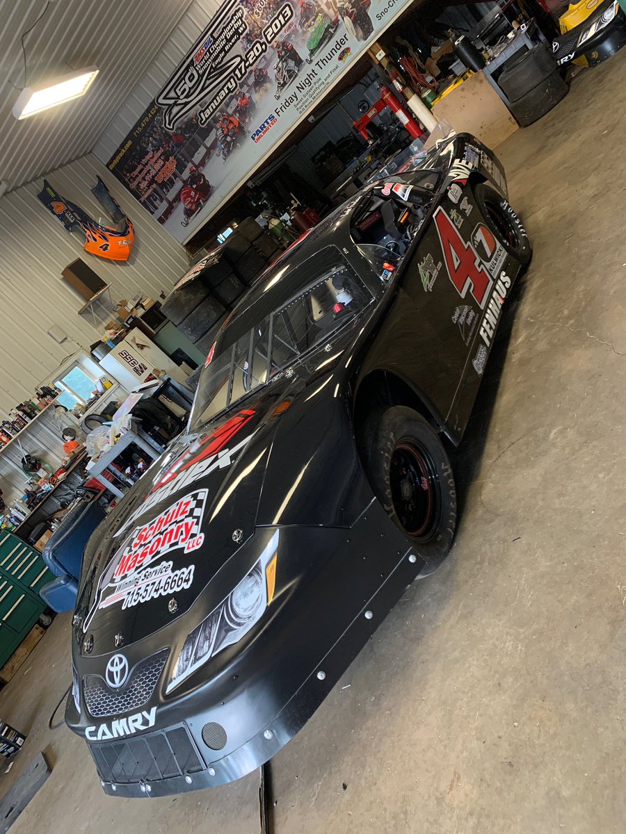 luke_fenhaus's tweet photo. We are headed to @SlingerSpeedway for the 41st @SUPERSEALCP Nationals. 

Thank you to our awesome crew, our fans and our great sponsors.

#KDDP https://t.co/cvuNLEP4vs