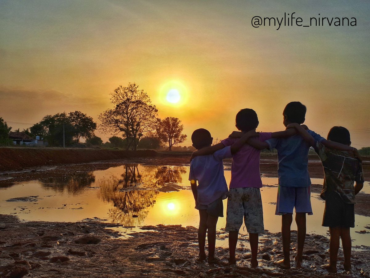 nirvana01123's tweet image. Good morning world!!
#mClick #sunrise #nature #NaturePhotography #naturelovers #photography #photographer #PhotoOfTheDay #PicOfTheDay #MondayMotivation #COVID19 #శుభోదయం