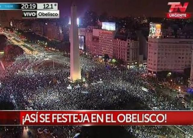 CamilaRuiizz's tweet photo. #BakeOffArgentina SE HIZO JUSTICIA LA RE PUTA MADRE https://t.co/a1xmbglN24